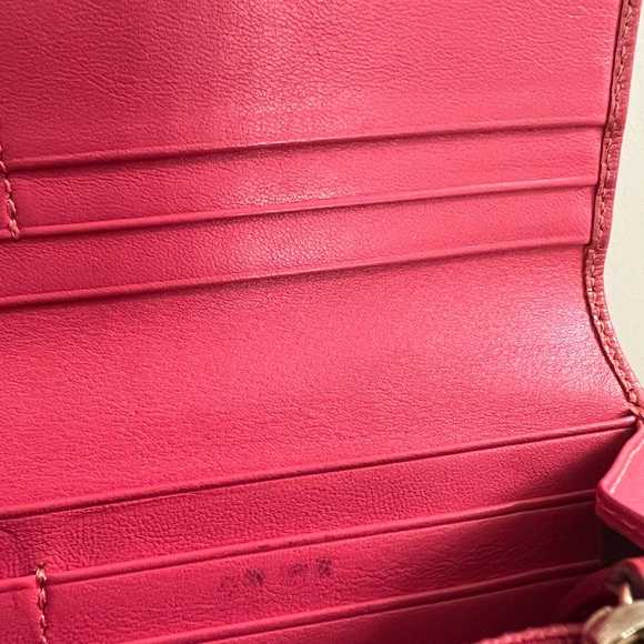 FENDI Bi-fold long wallet, dark pink. Small rubbing on edges - Picture 12 of 13